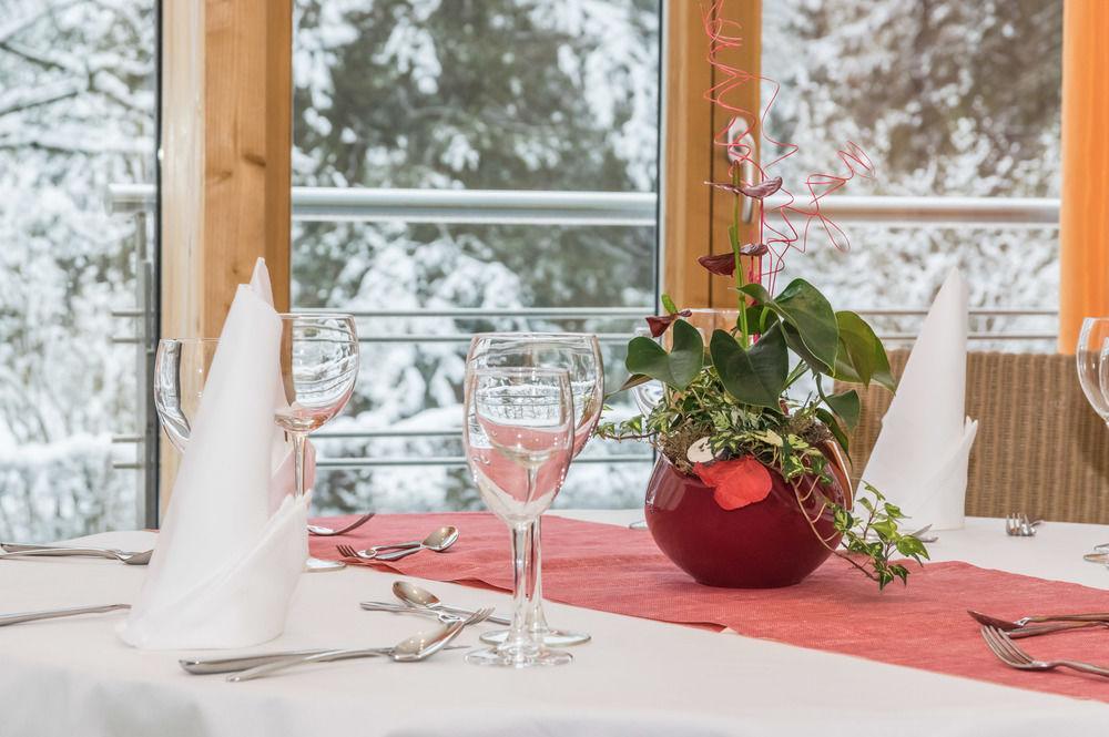 Hotel Harzer am Kurpark Bad Herrenalb Dış mekan fotoğraf