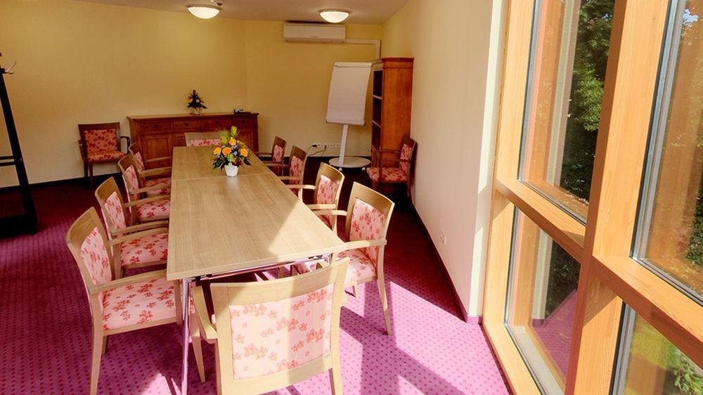 Hotel Harzer am Kurpark Bad Herrenalb Dış mekan fotoğraf